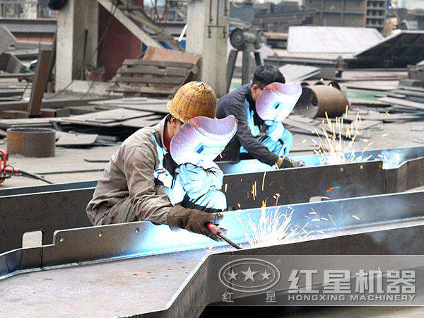 螢石錘式破碎機匠心做工、質(zhì)量過硬
