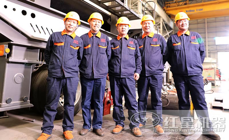 規(guī)模化生產(chǎn)車間，專業(yè)化技術(shù)人才