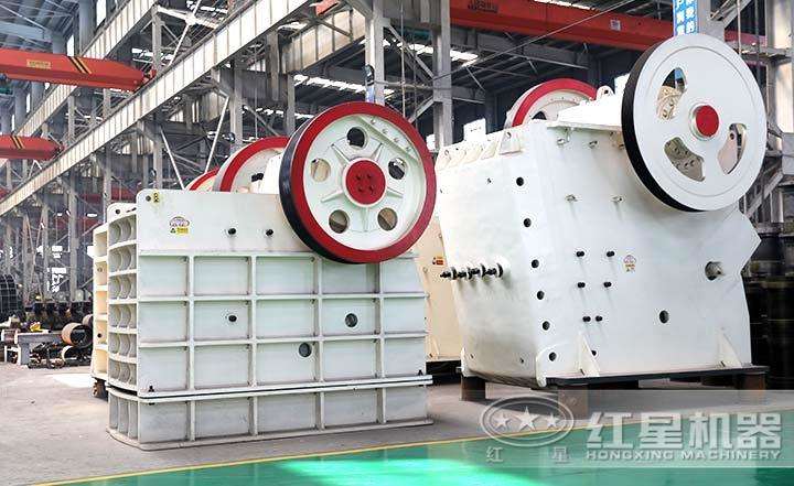 1060系列顎破機(jī)，時(shí)產(chǎn)量110-390噸